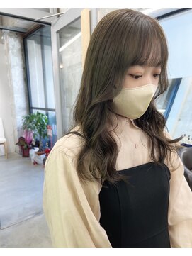 ネウィ 京橋(newi) 【 newi 京橋 】　オリーブベージュ×レイヤーカット×ゆる巻き