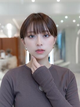 イオ 本厚木(io) 20代30代丸みショート似合わせカットフルバング耳かけイメチェン