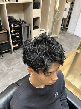マインド サイトー ヘア アンド スパ mind saito hair&SPA 波打ちソフトスパイラル×センターパート