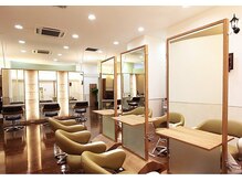 オンディーヌ(Ondine)の雰囲気（広々した店内でゆったり【三軒茶屋】）