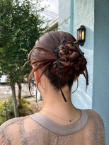 ドクターズサロン レラパール&nbsp;編み込みシニヨン/リボンアレンジ/上品まとめ髪/結婚式ヘア/