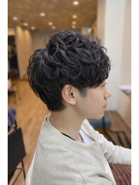 エルメ バイ アンフィー(Elme by anphi) 【Elme 野呂】緩めスペインカール × ナチュラルマッシュ