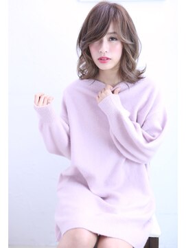 フロール(florun) 【ミディアム】うざバングの外ハネカール