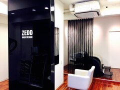 ZEDD HAIR DESIGN　【ゼッド　ヘアーデザイン】