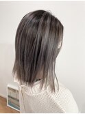 【cue】バレイヤージュで作るシルバーグレージュ