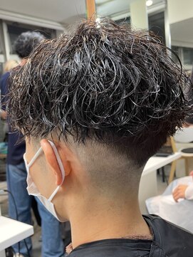 フィフス 原宿(fifth) 【大人ツイストスパイラルパーマツーブロ波巻きスパイラル】