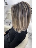 White beige Balayage