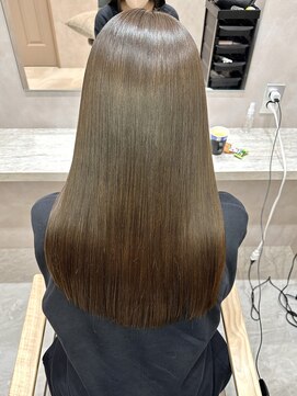 ジーナ 本八幡(Zina) 大人かわいい20代30代40代小顔ショコラベージュ　Zina本八幡