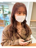 オレンジブラウンとくるっとふわっと巻き髪ヘア