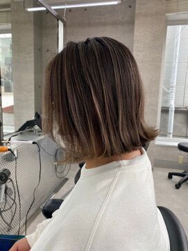 イキ 表参道(iki omotesando) モード/無造作ウェーブ/大人ガーリー[表参道駅]