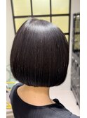 ワンレンボブ前下がりショート内巻きワンカール鎖骨ミディアム