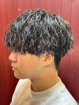 理容室　床屋　センターパート　ツイスパ　2ブロック
