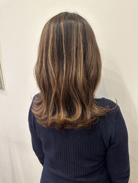 パザパ 交り江店(PA.ZA.PA.) ハイライトカラー×ミディアムレイヤー/白髪ぼかし/30代40代50代