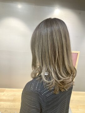 アパルトメント ジェシカ(l'appartement de Jessica) ナチュラルバレイヤージュ