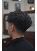 カット　パーマ　フェード　シェービング　ヘッドスパ