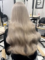 ロウル 渋谷(LOWRL)&nbsp;ホワイトミルクティー/ブリーチ/ダブルカラー