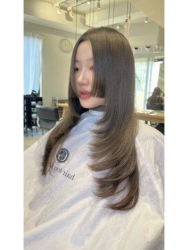 ヘアサロン ガリカ 表参道(hair salon Gallica) 【柴田優香】レイヤーカットに透明感マロンベージュカラー