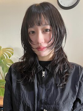 ナループロア ルームー(Nalu pu loa ROOMOO) レイヤーカット/ウルフレイヤーカット/フェイスレイヤー