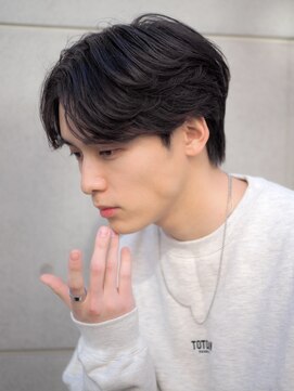 ローハ(Lowha) フェザーショート/フェザーパーマ/ニュアンスパーマ