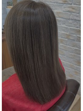 ヘアケアアンドヘアデザイン リベール(L:belle) 艶髪 明るめ白髪染め