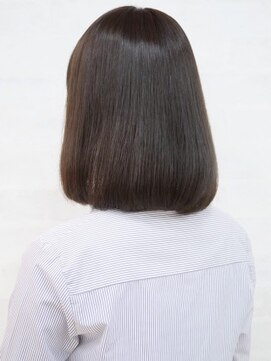 クアトロ グランシュ 川崎店(QUATRO × GranCieux) しっかりまとまる♪大人なミディ