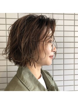 ヘアアンドスペース ベロン(hair&space velon) ミニボブ