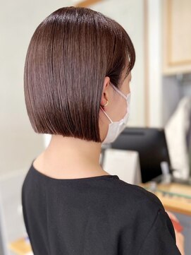 ネオリーブ クーロ(Neolive curro) 小顔ボブ×美髪[ぱつっとボブ/縮毛矯正/横浜韓国]