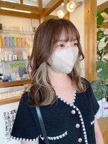 ギャラクシー ヘアードレッサーズ(galaxy hairdressers)&nbsp;隠すことも出来るイヤリングカラーホワイトベージュ