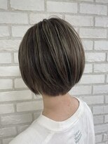 アッシュ 稲田堤店(Ash)&nbsp;ハイライト×丸みショートボブ