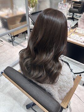 バサ 国分寺店(BASSA) 【ツヤ感たっぷり】暗めベージュブラウン