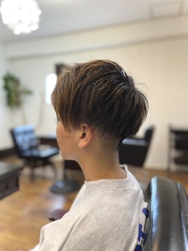 ヘアカラーアンドトリートメント専門店 ヘアカラーカフェ 神崎川店 (HAIR COLOR CAFE) フェード　刈り上げ