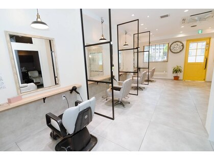 ヘアーステーション ヴェルデ(hair station Verde)の写真
