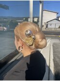 タイトシニヨン