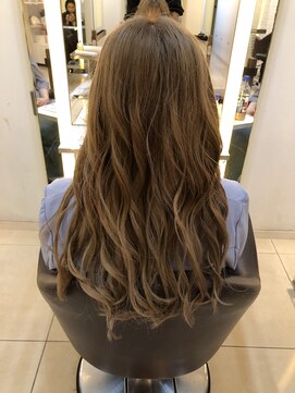 スタイル 成城学園前(STYLE) 韓国 ブリーチ ベージュカラー 韓国