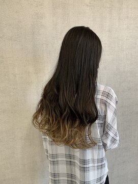 トリコ(ToricO) グラデーションカラー　裾カラーエンドカラー　ブリーチデザイン