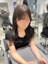 ユーフォリア 新宿通り(Euphoria)&nbsp;オリーブグレージュ/ミディアムレイヤー/透明感カラー