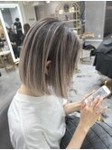 白髪主術・透明感バレイヤージュボブ