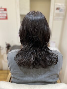 シーループユナイテッドアトリエ(C-LOOP UNITED ATELIER) ウルフなパーマスタイル【高濃度水素トリ】で髪質改善も◎