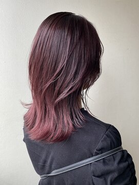 エクラート イーリス 高田馬場店(ECLART IriS) 艶感カシスピンク×大人外ハネミディ