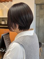 ショートヘア ハーフアンドハーフ(HALF AND HALF) ショートボブ