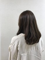 コム(com by neolive) 赤み消しカラー2