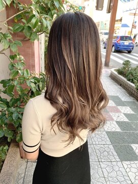 ボアップ 新居浜店(boappu) #外国人風　#バレイヤージュ　#ハイトーン　#新居浜