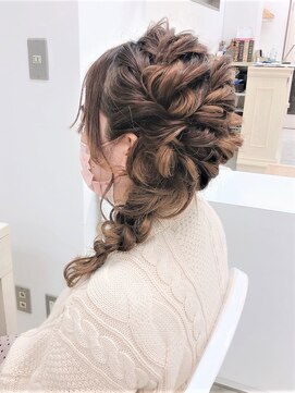 リサ 恵比寿(risa.) サイド編み下ろし