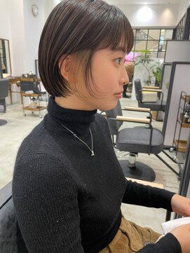 レオ(LEO.) プツッとボブ(インナーカラー仕込み)