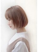 ミニボブ ヌーディベージュ 前下りボブ シースルーバング