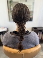 アンリ(anri)&nbsp;たまねぎみつ編みアレンジ