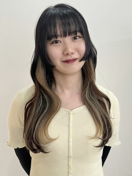 サクラ オモテサンドウ(SAKURA) インナーカラー グレージュ 表参道