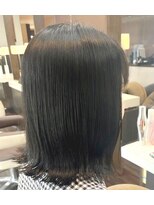 エノモト(ENOMOTO) 外ハネミディアム黒髪暗髪大人可愛い艶髪ストレートヘア