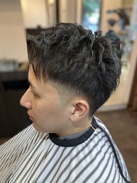 ジールアンドニコ(Zeal & nico.) フェードカット