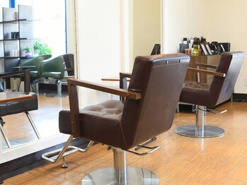 マーレ(Mare)の写真/【トレンド×ライフスタイルで魅力を最大限に引き出す】360°計算されたカットだから、顔周りも小顔魅せに!